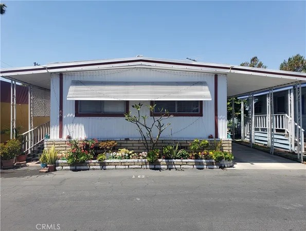 $159,950 | 3929 West 5th Street, Unit 16, Santa Ana, CA 92703
