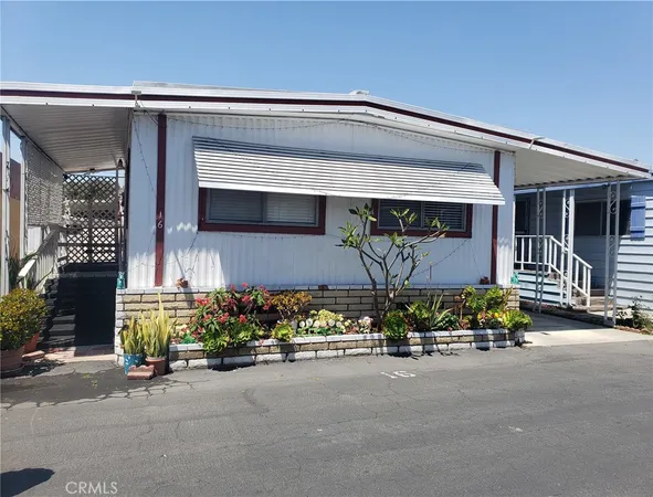 $159,950 | 3929 West 5th Street, Unit 16, Santa Ana, CA 92703