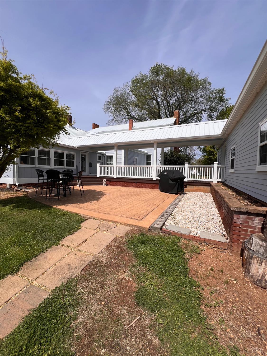 260 North Main Street Amherst, VA 24521 - Photo 3 of 54