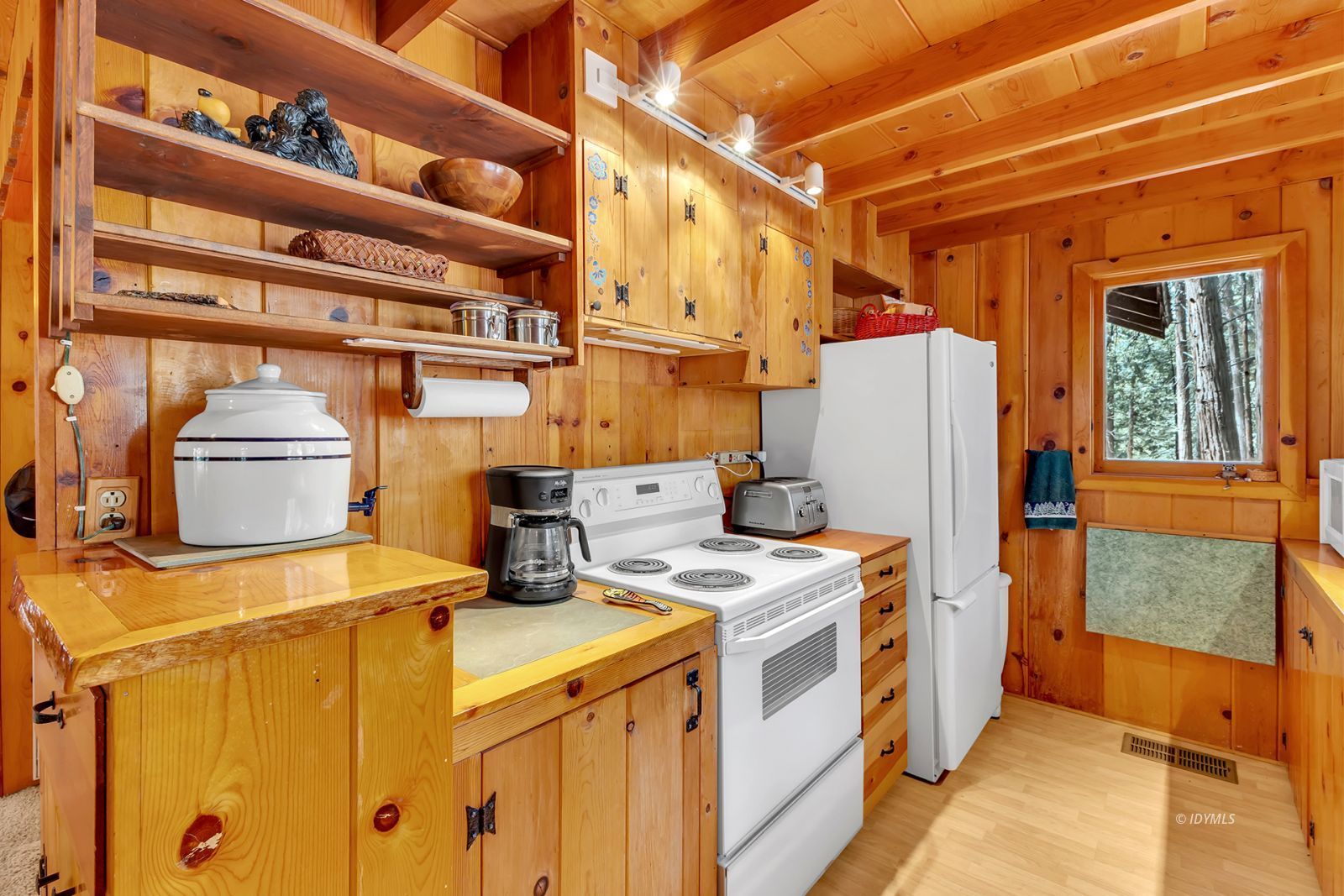 55170 Daryll Road Idyllwild, CA 92549 - Photo 10 of 28 Untitled