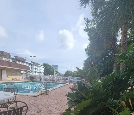 $176,086 | 1800 Sans Souci Boulevard, Unit 115, North Miami, FL 33181