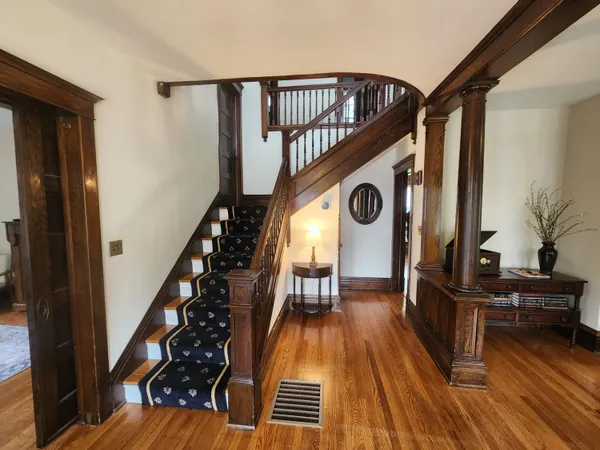 $375,000 | 205 Maumee Street, Jonesville, MI 49250