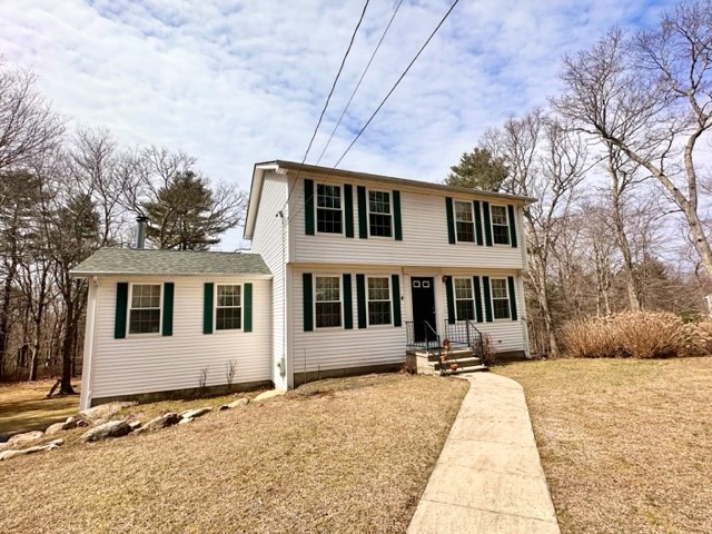 392 Gardiner Road Richmond, RI 02892 - Photo 1 of 43 Gallery Image 1