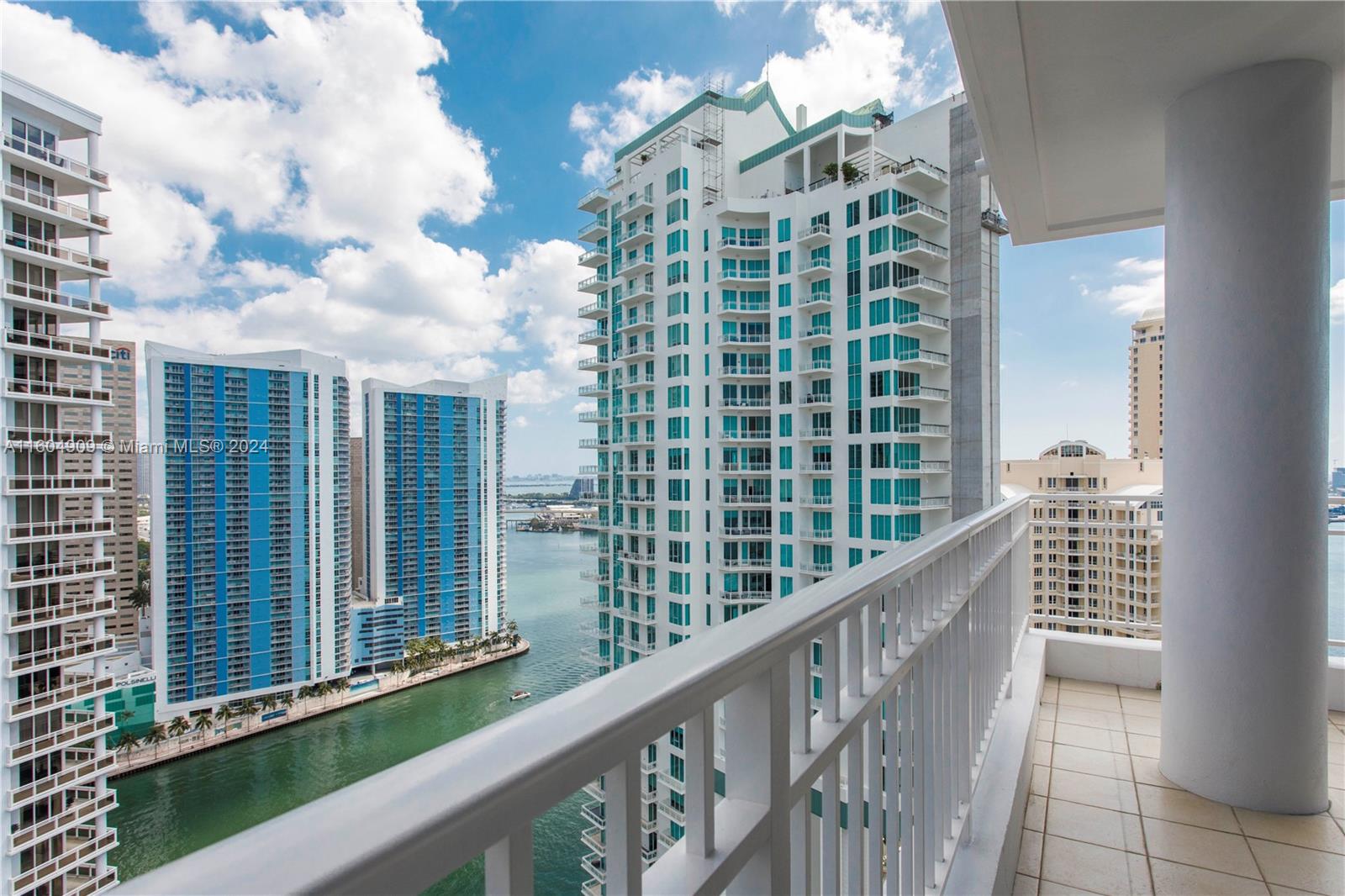801 Brickell Key Boulevard, Unit 3112 Miami, FL 33131 - Photo 18 of 21