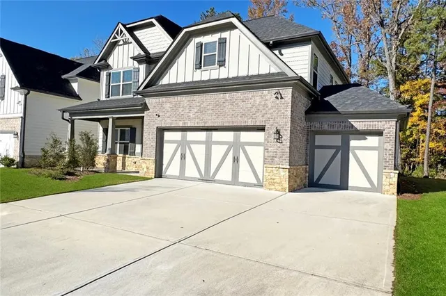 a house view with a outdoor space