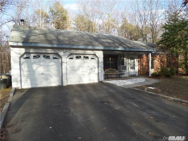 7 Ramblewood Road Ridge, NY 11961 - Photo 1 of 1 Gallery Image 1