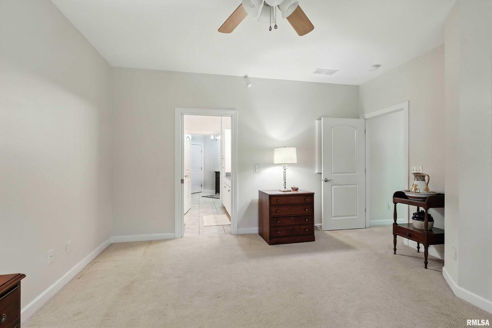 1227 East Kimberly Road, Unit 5A Bettendorf, IA 52722 - Photo 22 of 36