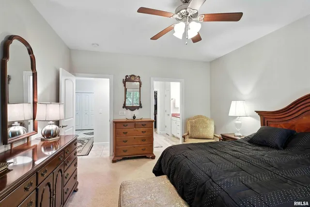 $277,000 | 1227 East Kimberly Road, Unit 5A, Bettendorf, IA 52722