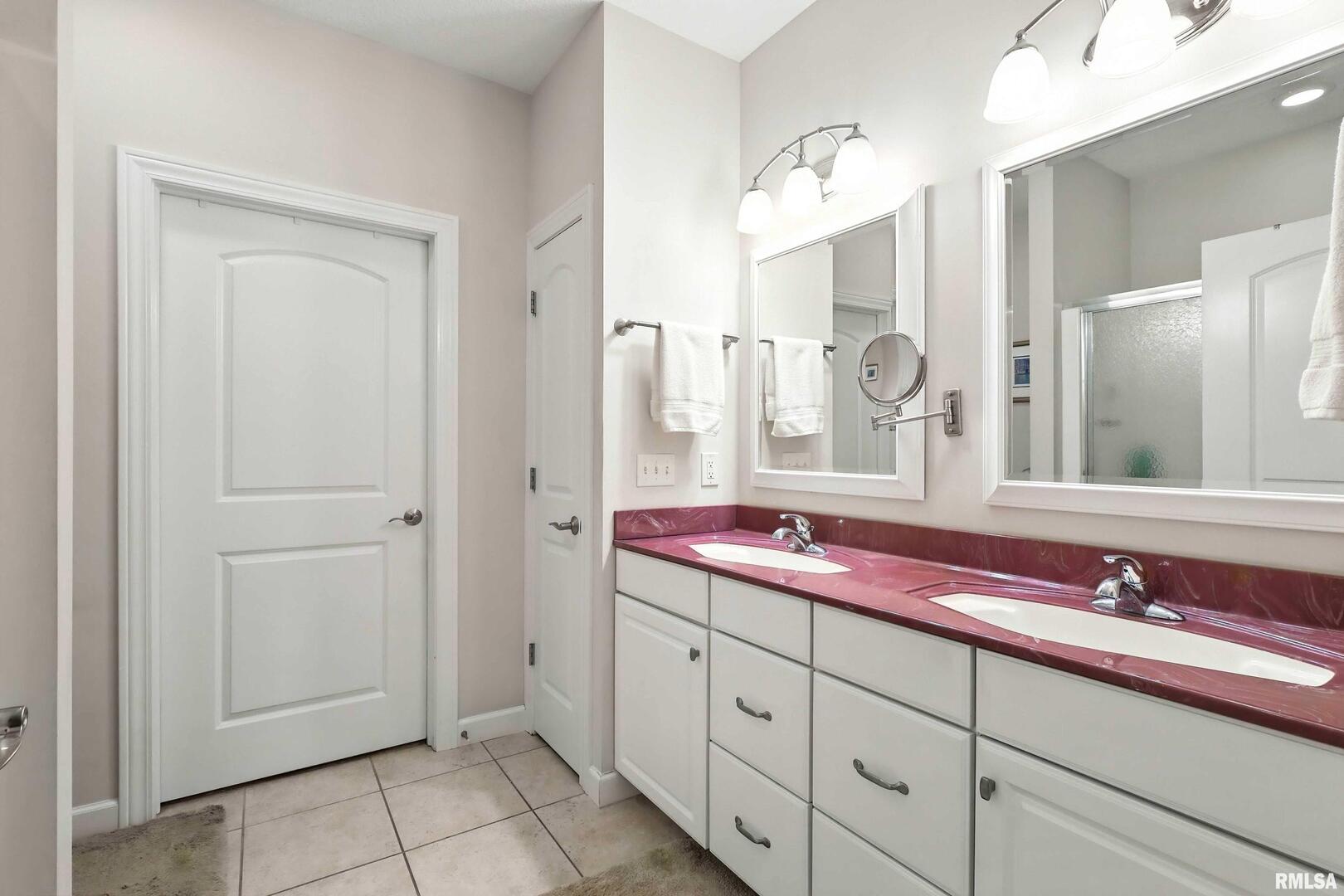 1227 East Kimberly Road, Unit 5A Bettendorf, IA 52722 - Photo 32 of 36