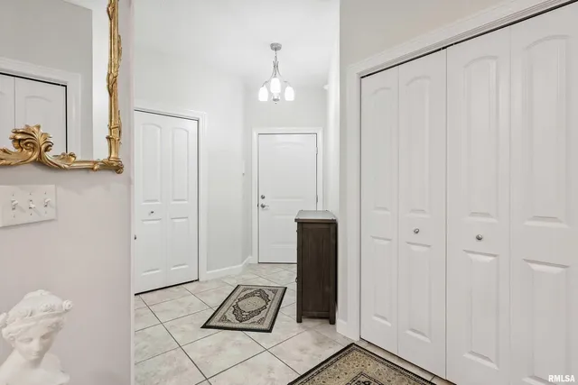 $277,000 | 1227 East Kimberly Road, Unit 5A, Bettendorf, IA 52722