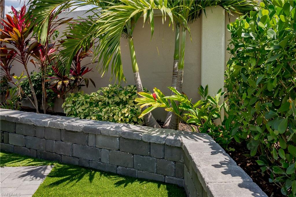 13619 Snook Circle Naples, FL 34114 - Photo 13 of 31