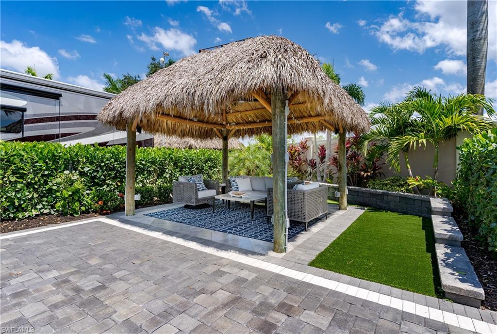 13619 Snook Circle Naples, FL 34114 - Photo 4 of 31