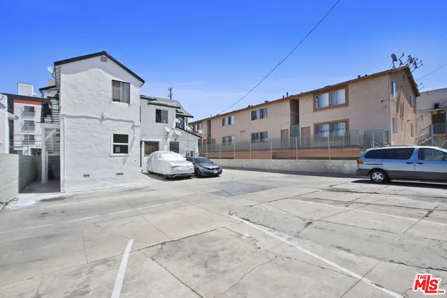 $1,850,000 | 2694 James M Wood Boulevard, Los Angeles, CA 90006