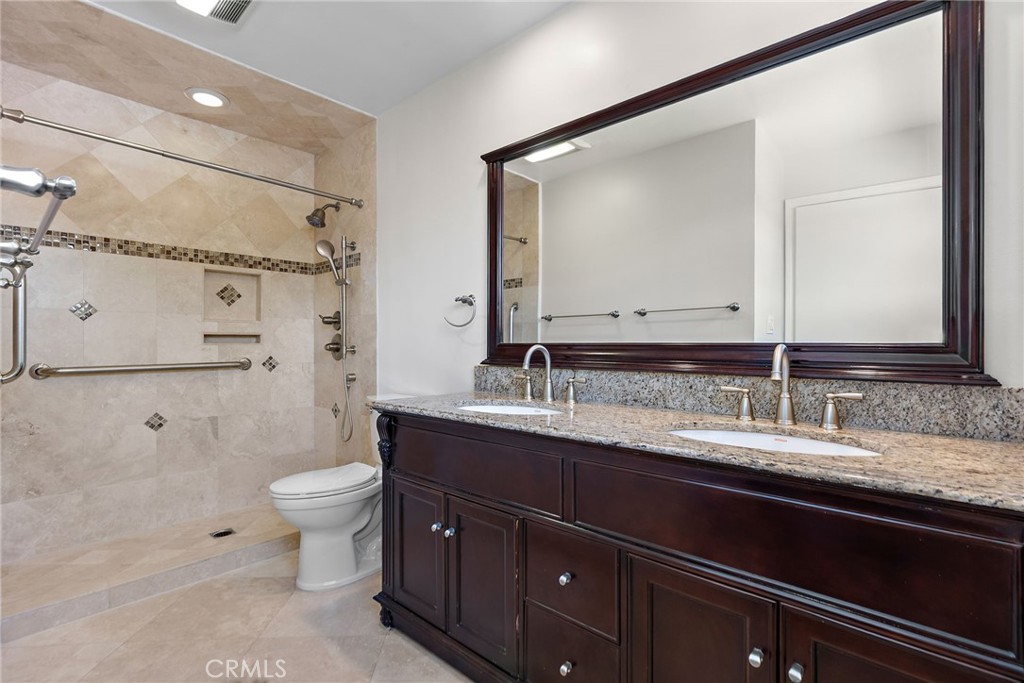 443 Woodbury Road Glendale, CA 91206 - Photo 34 of 48 Master Bathroom