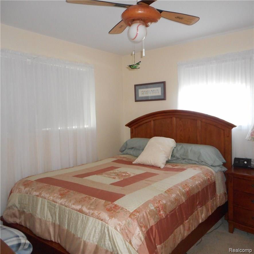 36790 Greenbush Road Wayne, MI 48184 - Photo 11 of 56 Neutral decor