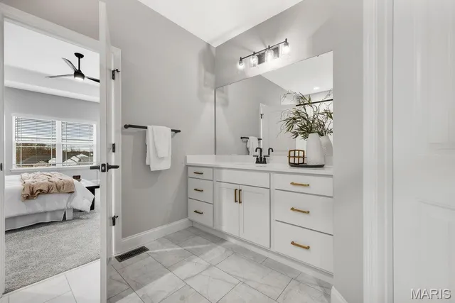 $570,000 | 105 Timber Wind Drive, Wentzville, MO 63385