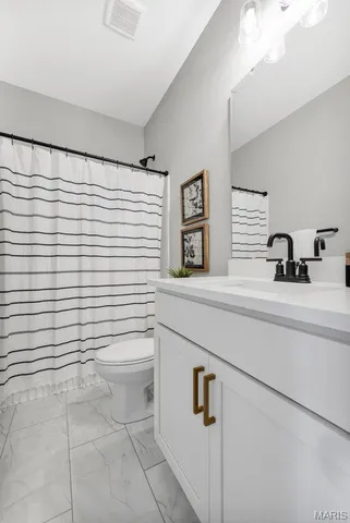 $570,000 | 105 Timber Wind Drive, Wentzville, MO 63385