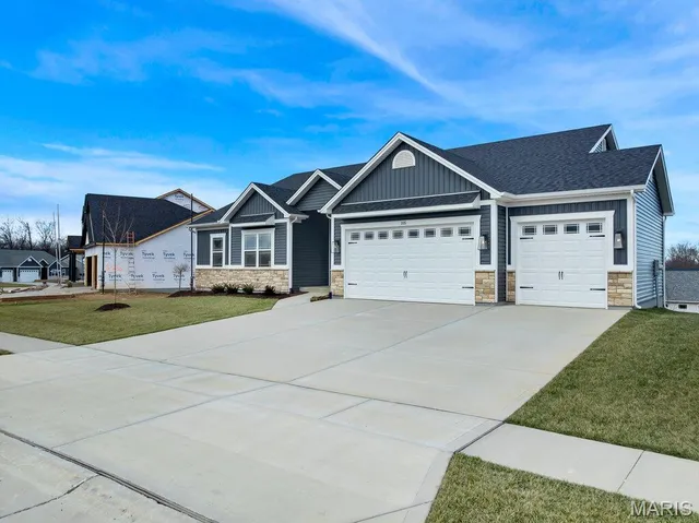 $570,000 | 105 Timber Wind Drive, Wentzville, MO 63385