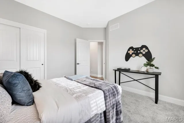 $570,000 | 105 Timber Wind Drive, Wentzville, MO 63385