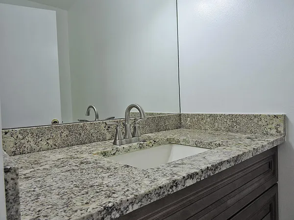 $2,400 | 5040 Society Place East, Unit E, West Palm Beach, FL 33415