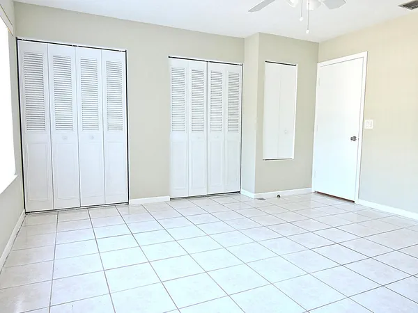 $2,400 | 5040 Society Place East, Unit E, West Palm Beach, FL 33415