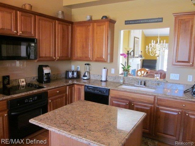 3723 Tremonte Circle, Unit 26 Rochester, MI 48306 - Photo 5 of 18 Kitchen