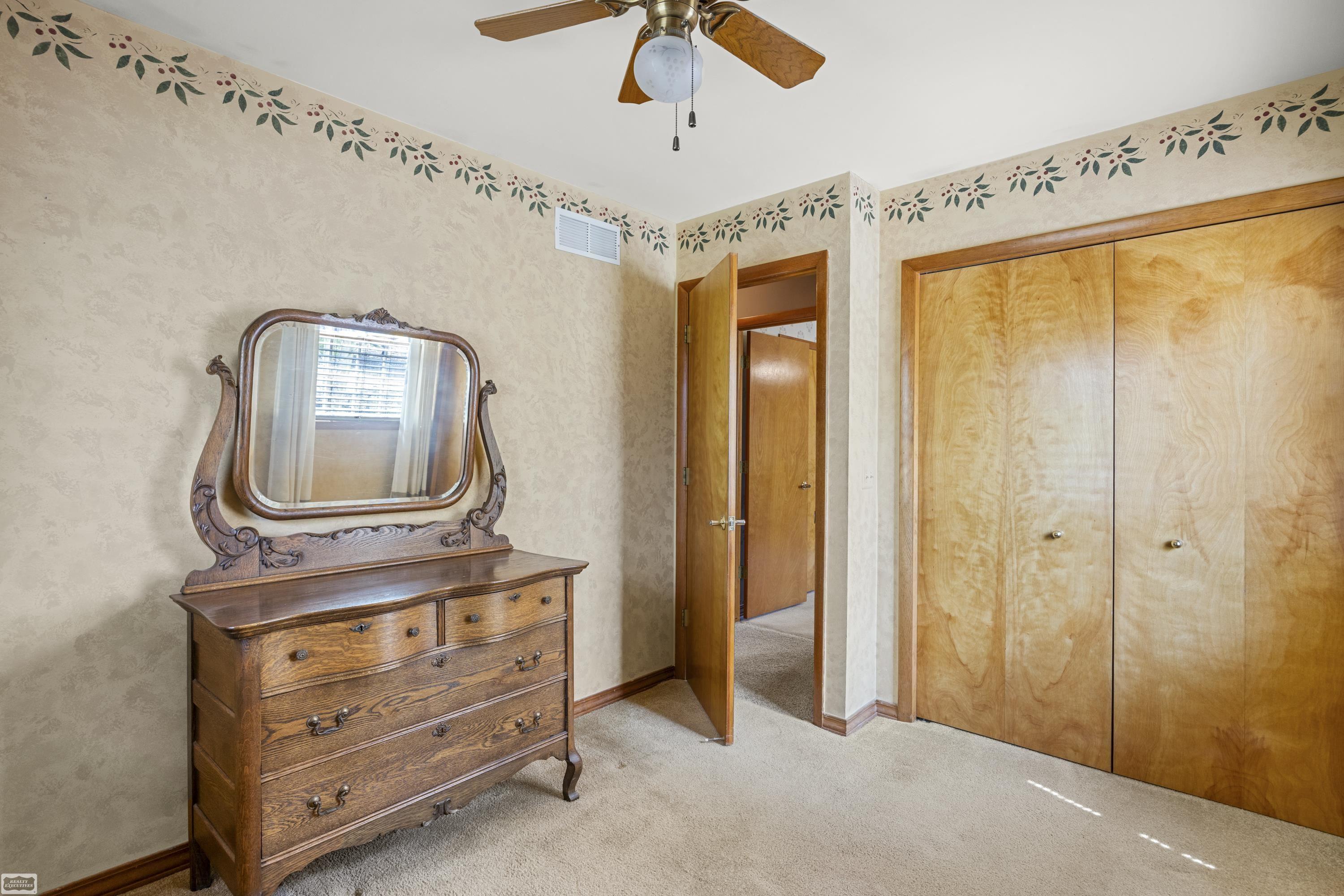 475 South Bartlett Road St. Clair, MI 48079 - Photo 20 of 48 50171690-ef3b8d68-c88c-4517-9140-15d7fe596ad6.JPG