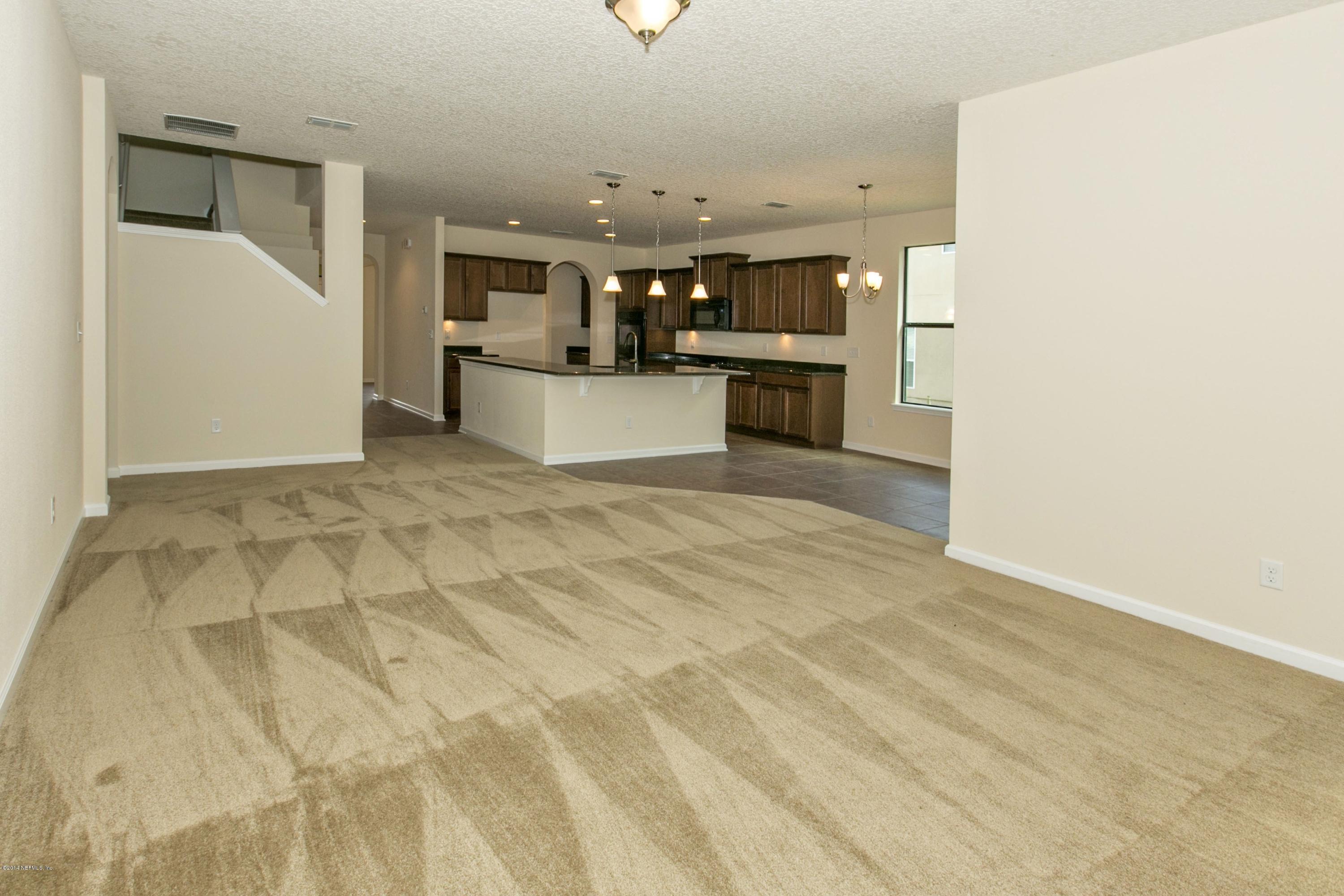 716 Reflection Cove Road East, Unit 4004 Jacksonville, FL 32218 - Photo 9 of 28 Great Room