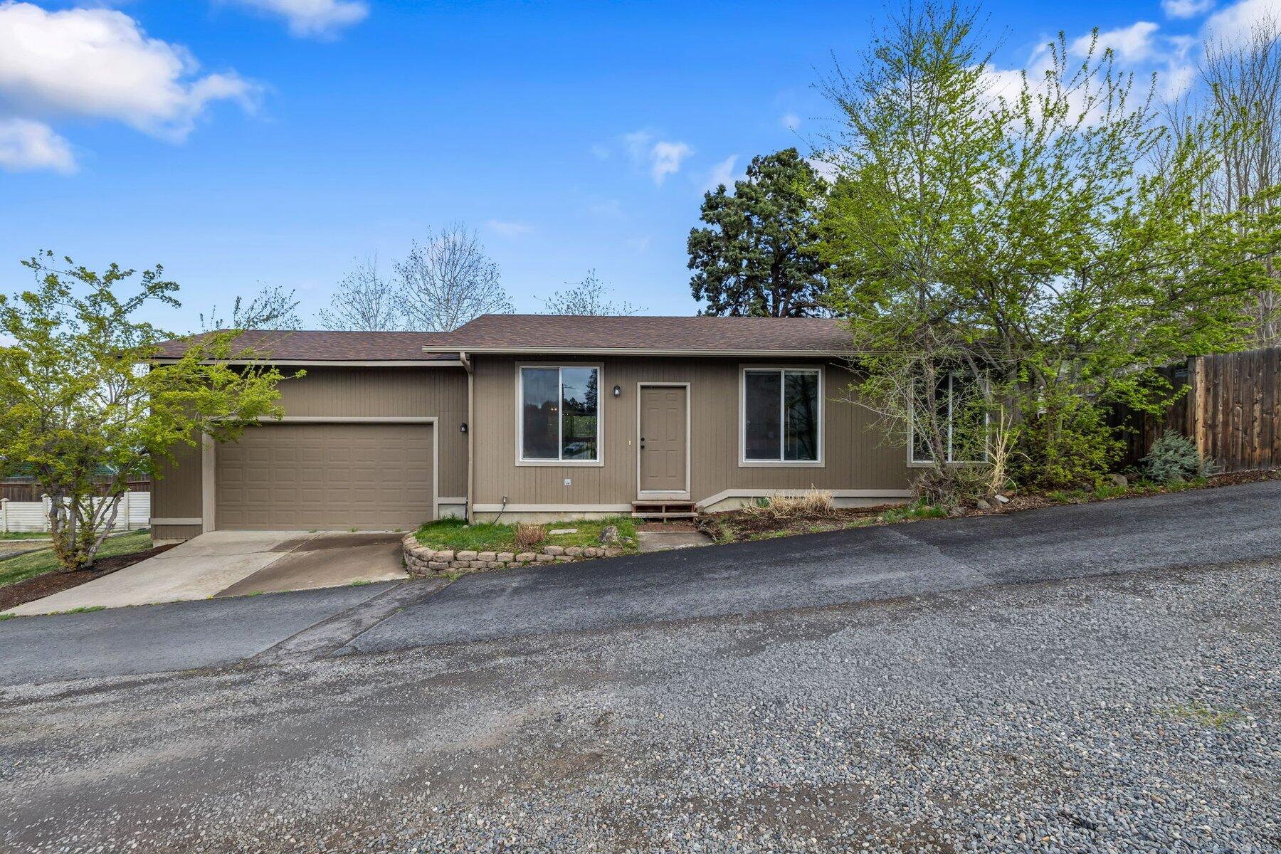 1331 Northeast Butler Market Road Bend, OR 97701 - Photo 27 of 28 27