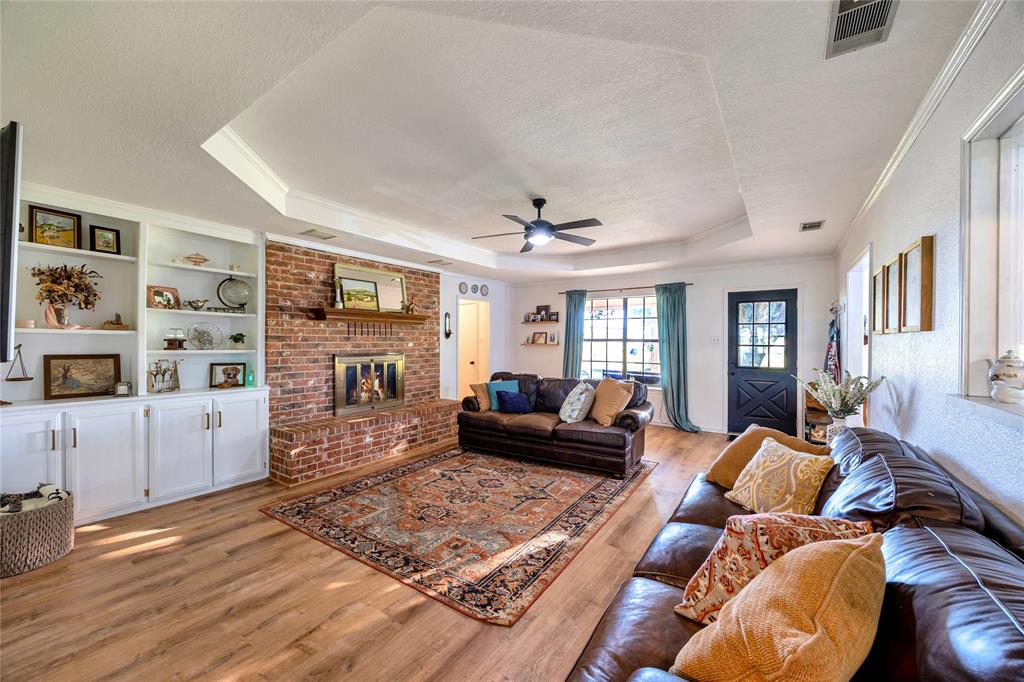 4368 Florance Road Ponder, TX 76259 - Photo 5 of 31