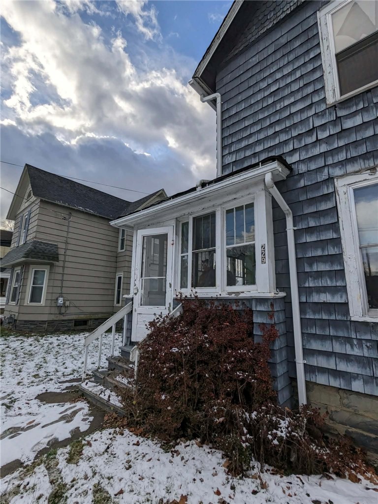 229 Decatur Street Corning, NY 14830 - Photo 2 of 31