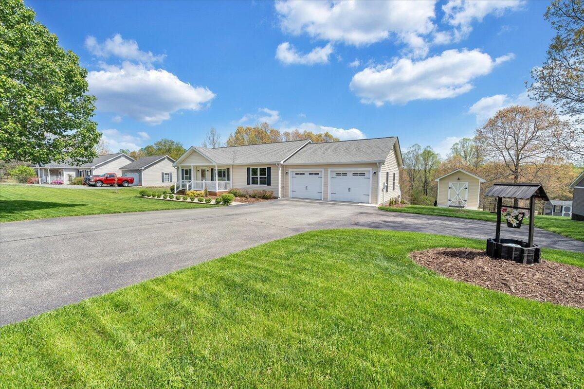 462 Gilford Road Wirtz, VA 24184 - Photo 50 of 53 462 Gilford Rd