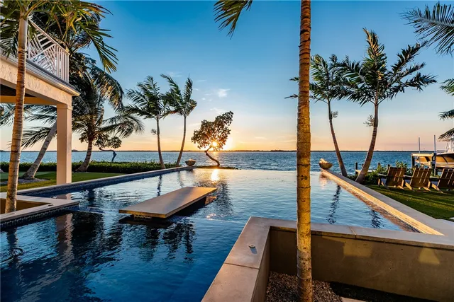 $20,000 | 225 Osprey Court, Vero Beach, FL 32963