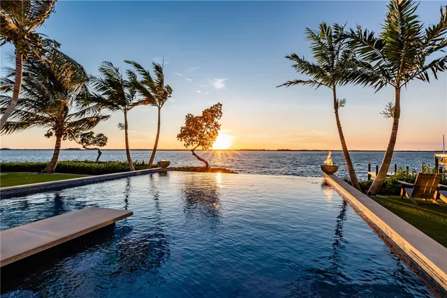 $20,000 | 225 Osprey Court, Vero Beach, FL 32963