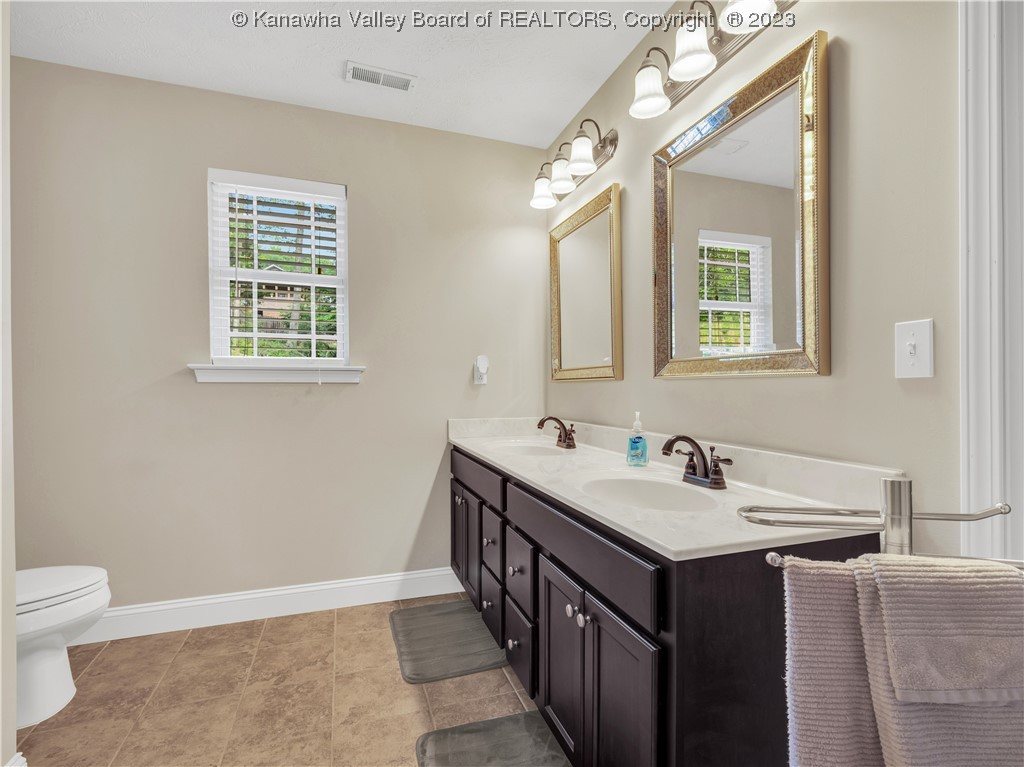 20 Russell Street Winfield, WV 25213 - Photo 27 of 42 Gallery Image 27