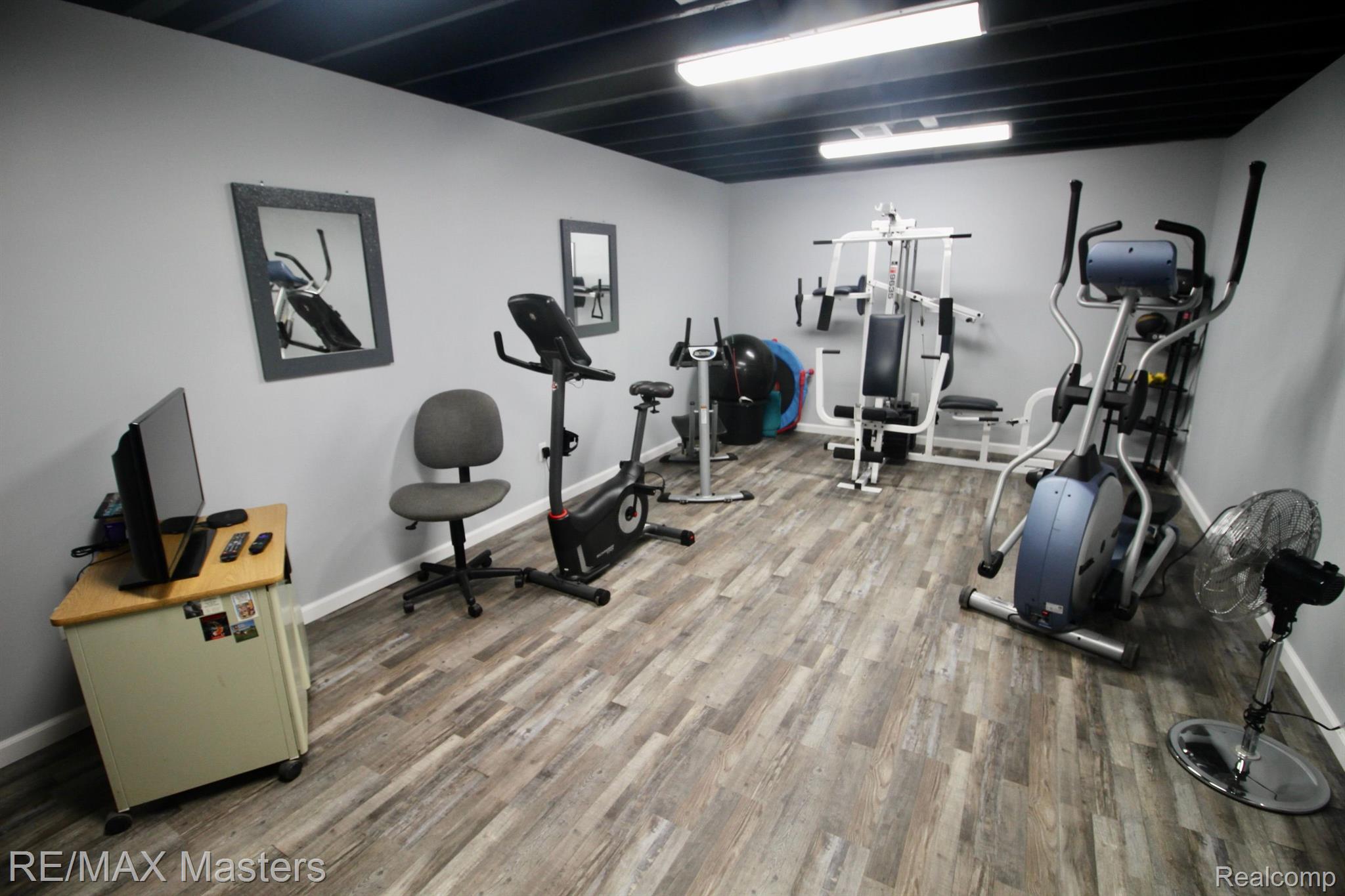 46355 Wear Road Belleville, MI 48111 - Photo 24 of 46 Workout room is waiting!