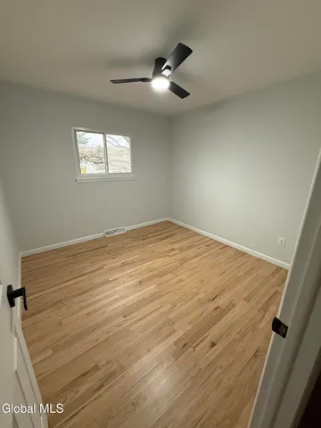 $399,999 | 10 Anne Drive, Guilderland, NY 12303