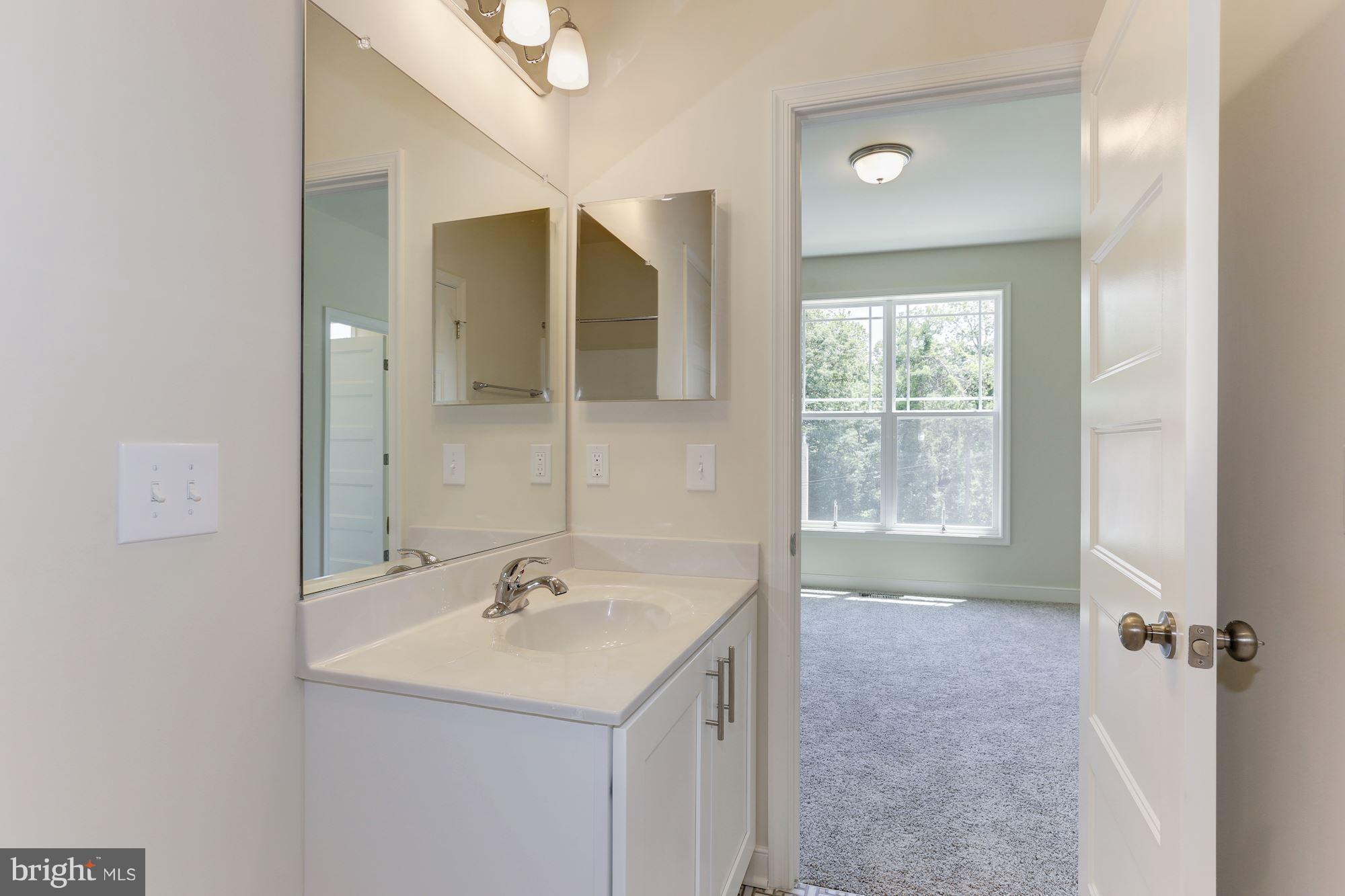 1235 Hampton Road Annapolis, MD 21409 - Photo 27 of 29 Hall Bath