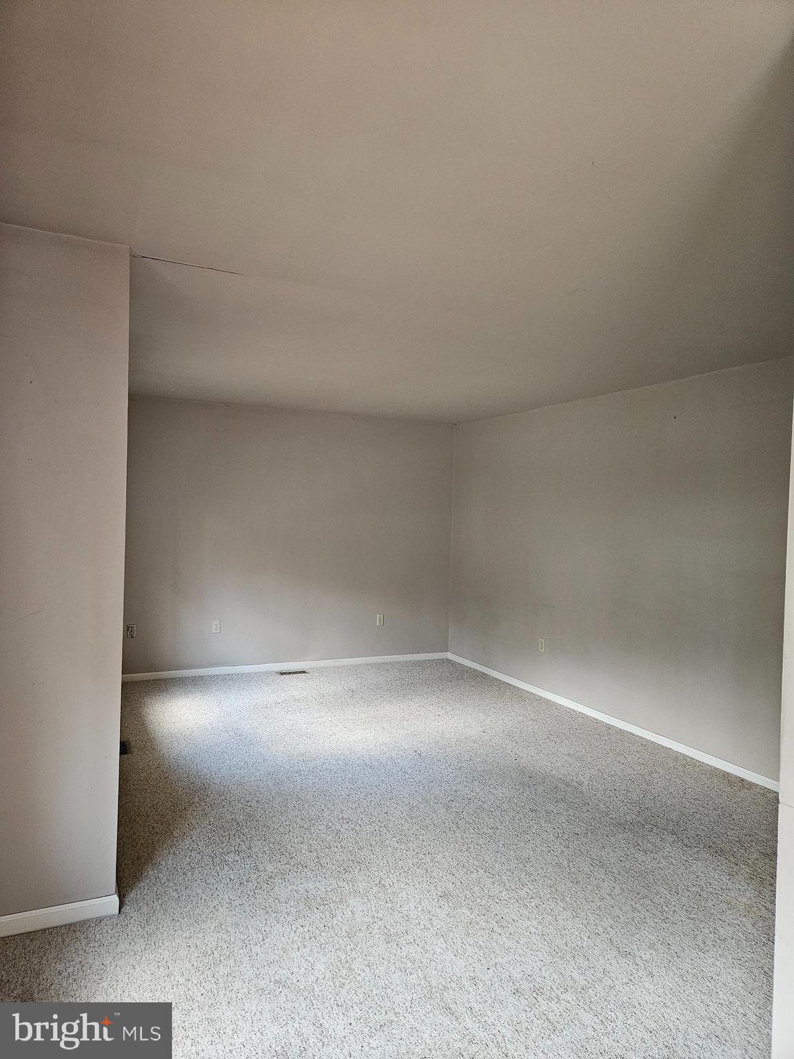 6933 Reliance Road Federalsburg, MD 21632 - Photo 11 of 20 Living room