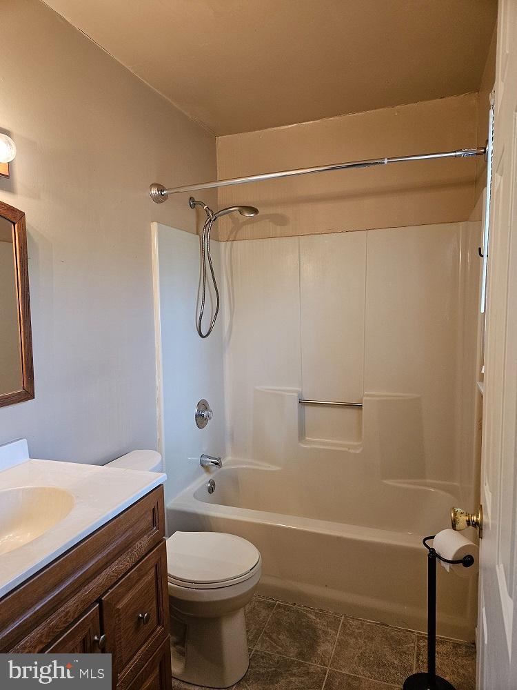 6933 Reliance Road Federalsburg, MD 21632 - Photo 15 of 20 Primary suite with full bath