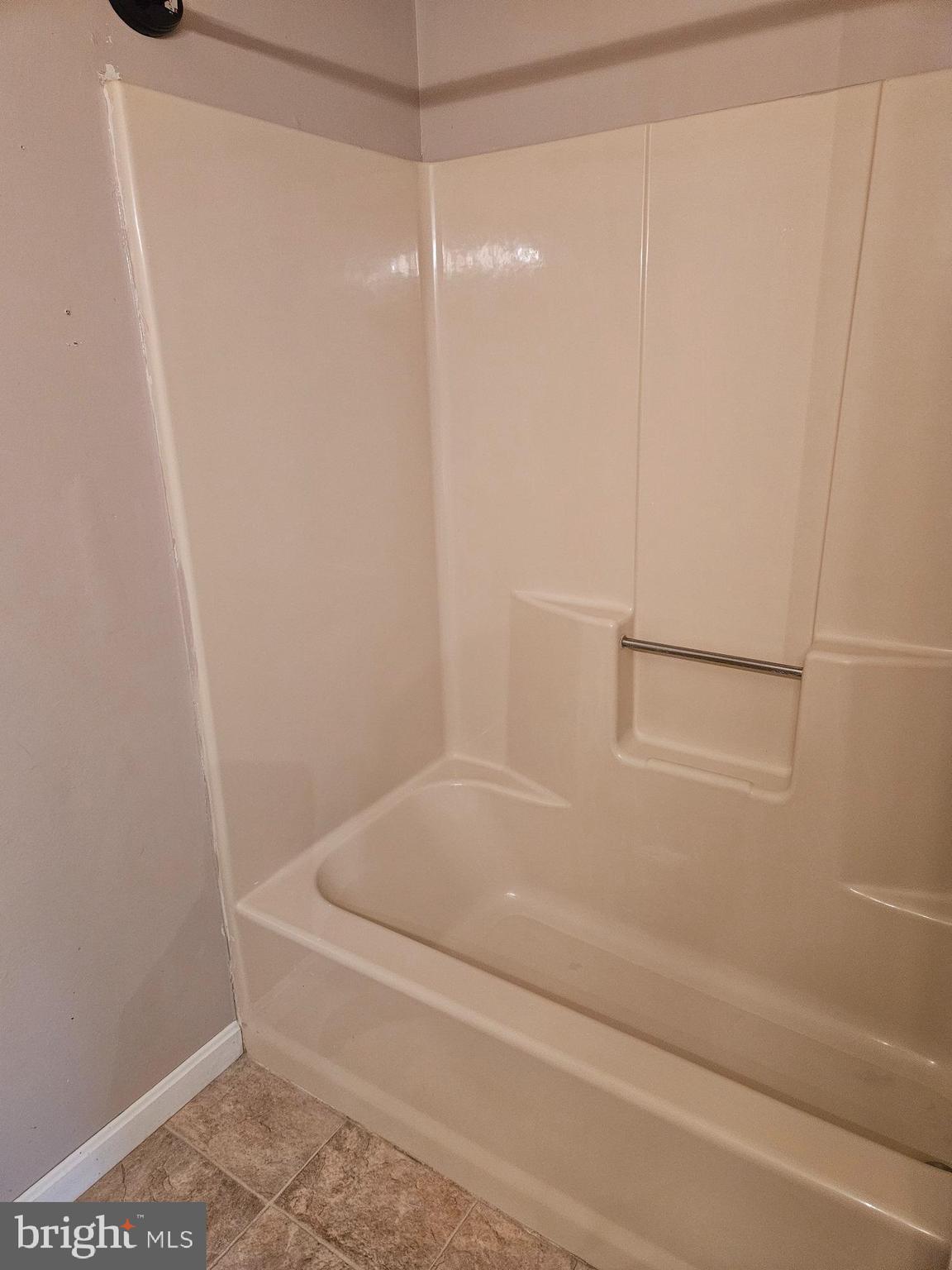 6933 Reliance Road Federalsburg, MD 21632 - Photo 19 of 20 Hallway full bath