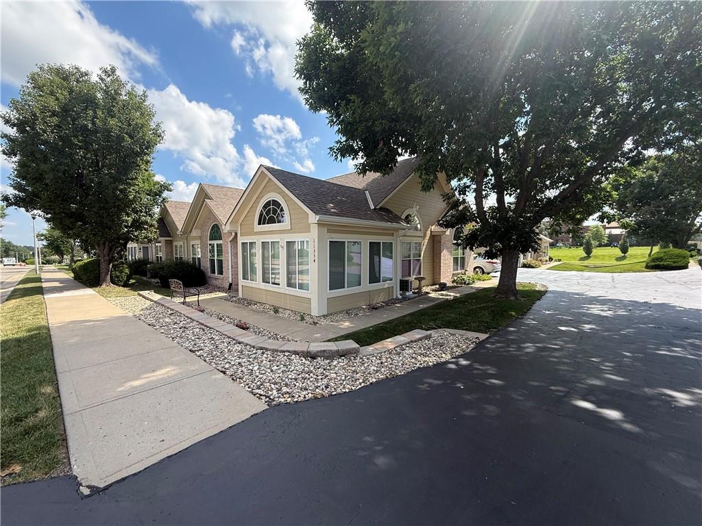 11334 South Pflumm Road Olathe, KS 66215 - Photo 1 of 2