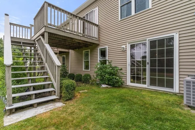 $579,000 | 33 Barker Square Drive, Unit 33, Pembroke, MA 02359