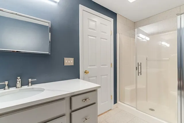 $579,000 | 33 Barker Square Drive, Unit 33, Pembroke, MA 02359