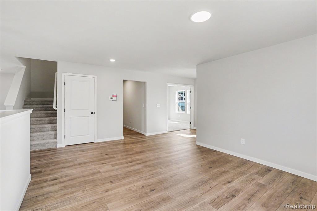 6044 Lahring Road Linden, MI 48451 - Photo 9 of 43