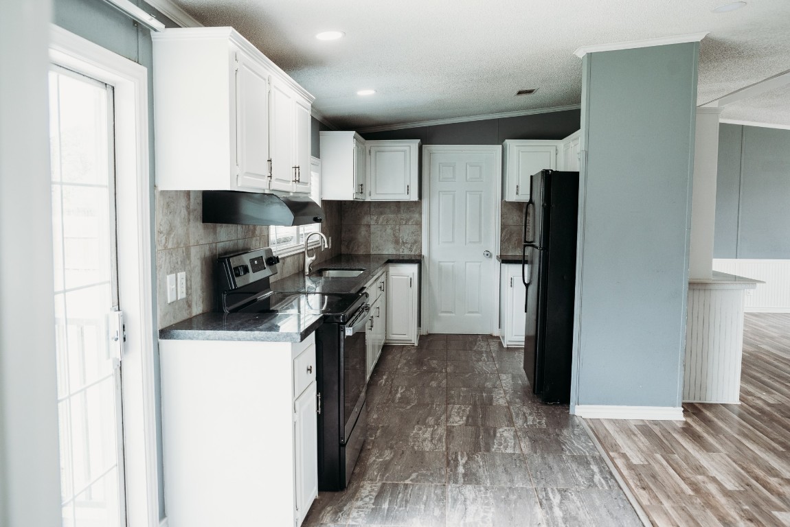 2545 Lee Turner Road Cleveland, TX 77328 - Photo 10 of 19