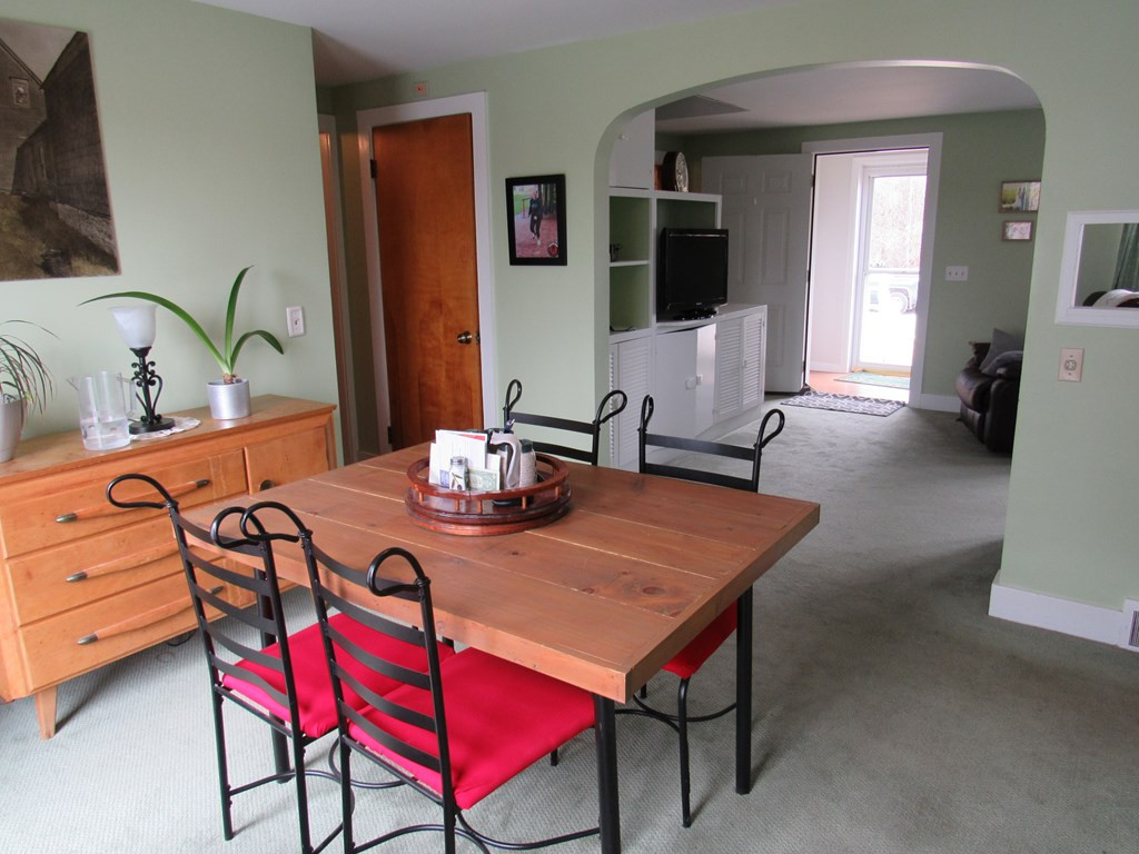 26 Labarre Street Plattsburgh, NY 12901 - Photo 10 of 30 Gallery Image 10