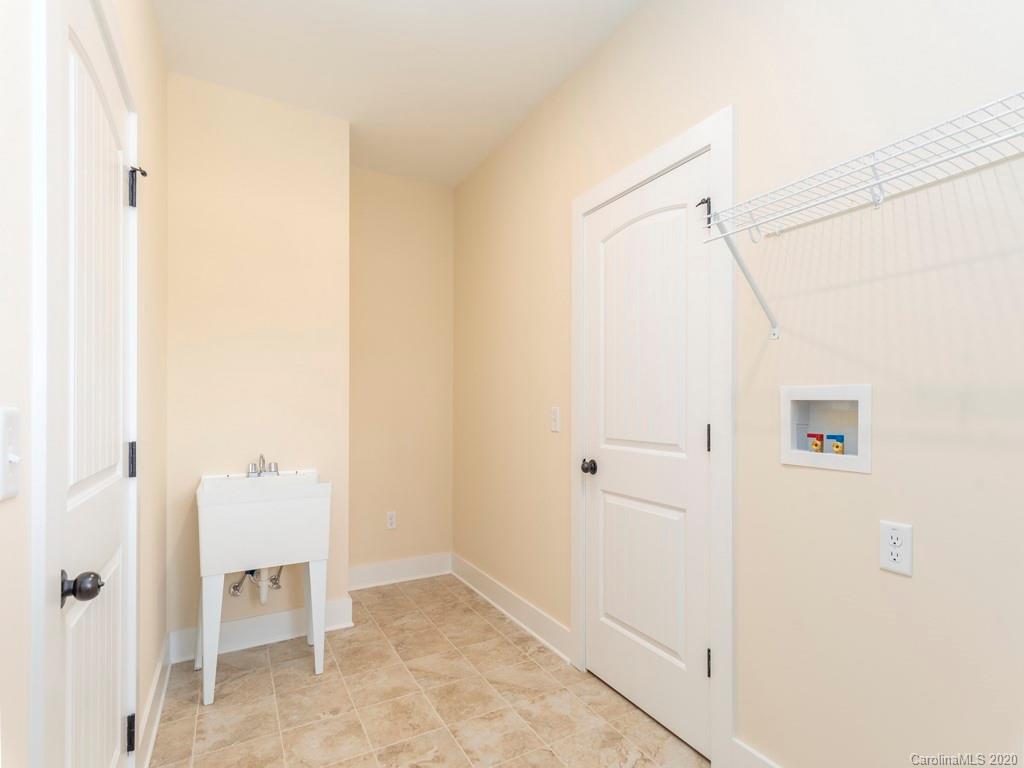 22 Robin Roost Road Asheville, NC 28804 - Photo 14 of 25