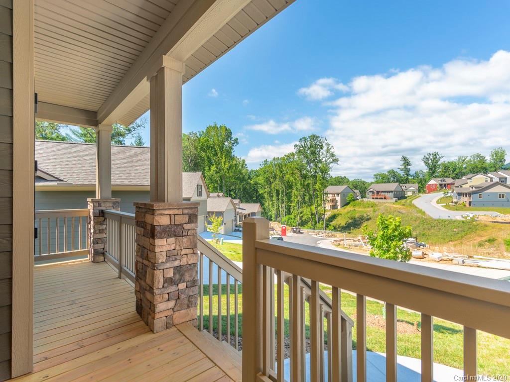 22 Robin Roost Road Asheville, NC 28804 - Photo 3 of 25