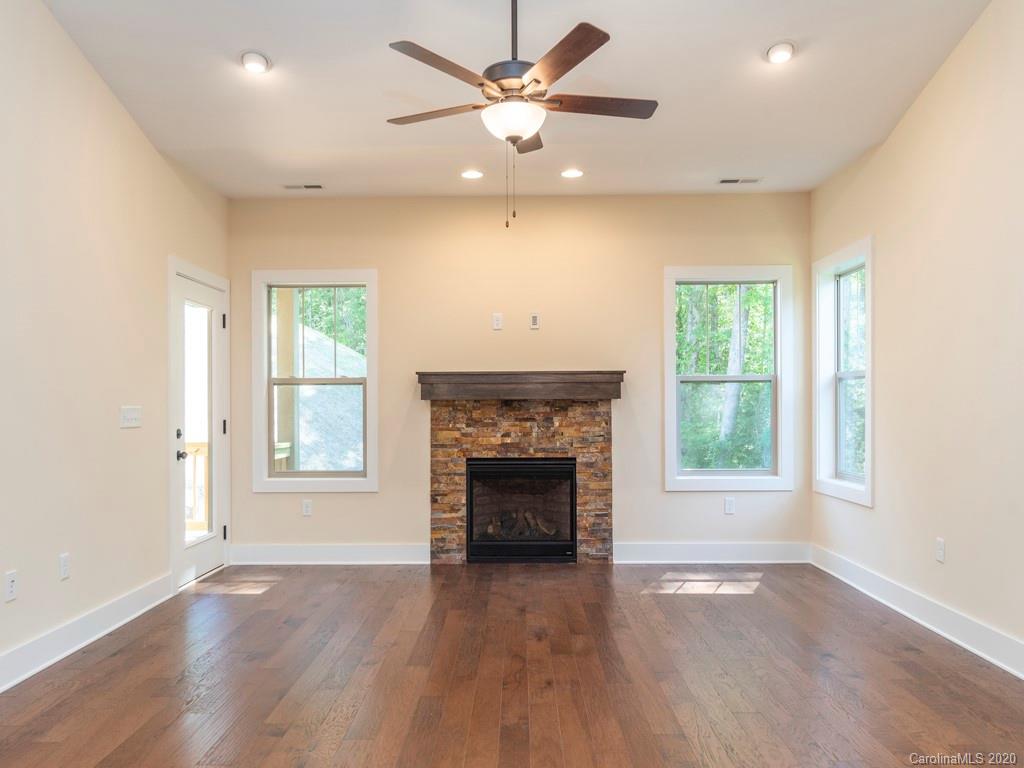 22 Robin Roost Road Asheville, NC 28804 - Photo 6 of 25